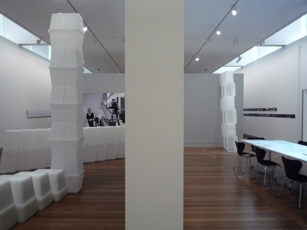 Portraits & Architecture